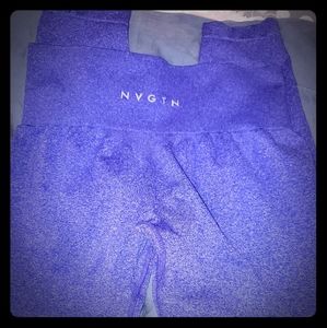NVGTN LEGGINGS SIZE LARGE - NEVER WORN